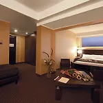 E' Hotel 4*