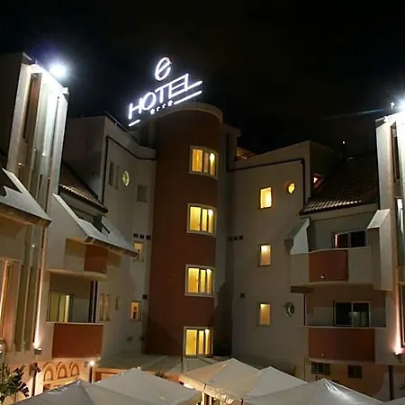 Hotel E' 4*